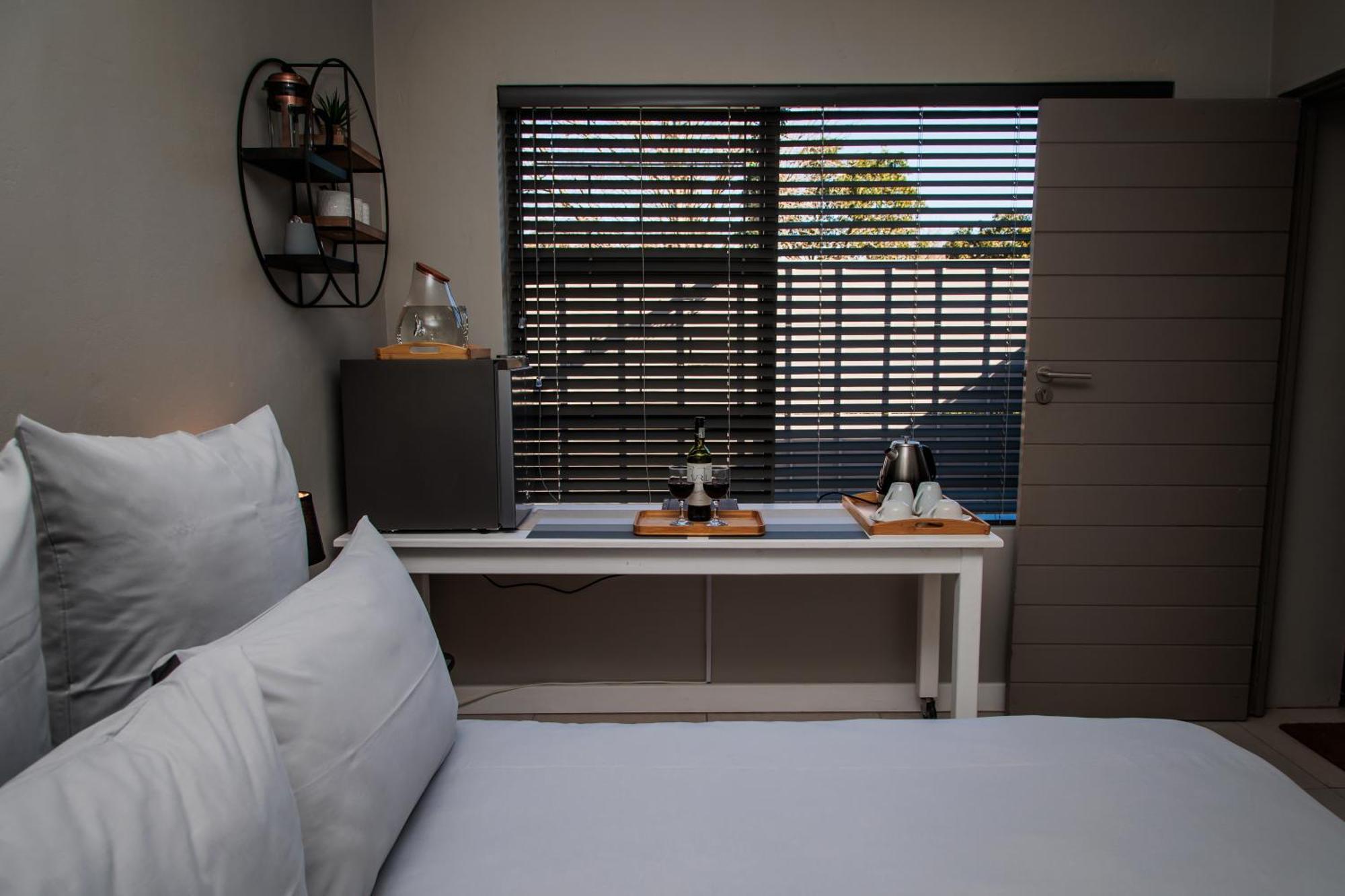 Marilyn'S Rooms Swellendam Bagian luar foto